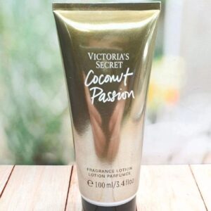 Парфюмированный лосьон для тела Victorias Secret Coconut Passion 100ml
