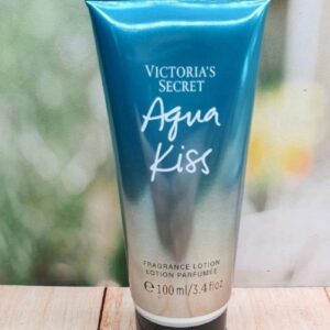 Парфюмированный лосьон для тела Victorias Secret Aqua Kiss 100ml